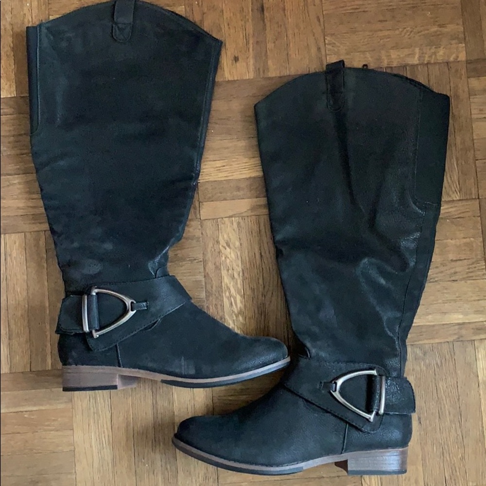 Wide calf boots